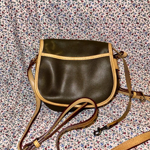 Dooney & Bourke Small Saddlebag Geen - Picture 3 of 3